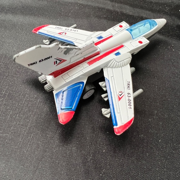 Lot of 7 Metal Die-Cast Planes Pullback Fighter China Airlines Assorted Sizes - Picture 5 of 9